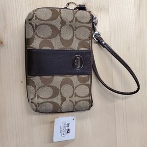Coach wristlet NWT